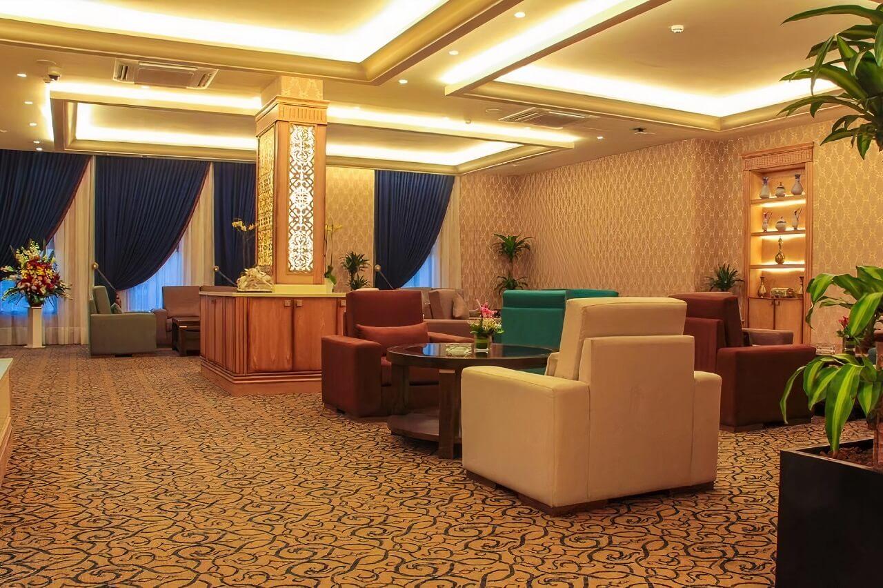 Thousand Nights Hotel Amman Esterno foto The lounge at the airport