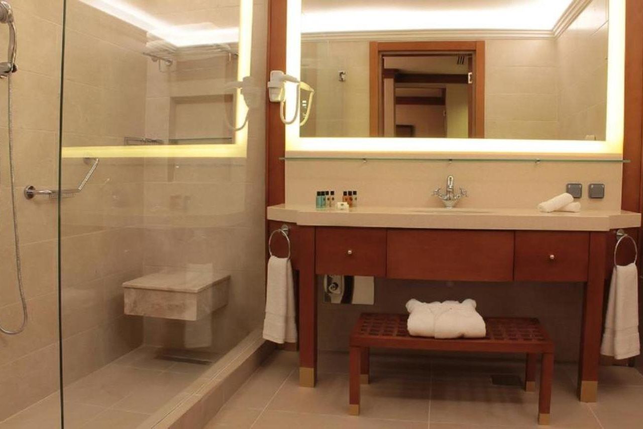 Thousand Nights Hotel Amman Esterno foto Bathroom